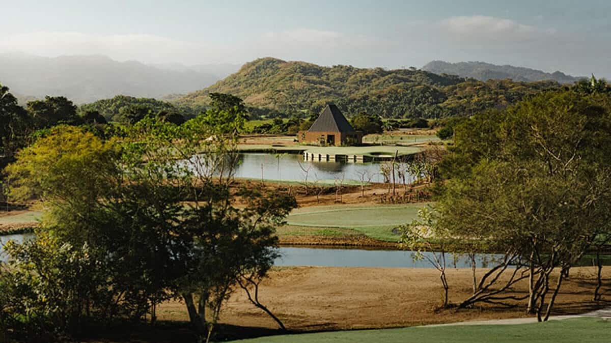 Mandarina Golf Club