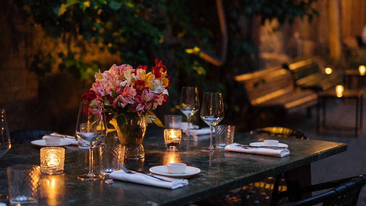 what is private dining